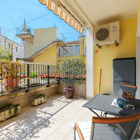 Apartment Nina Porec Exterior photo