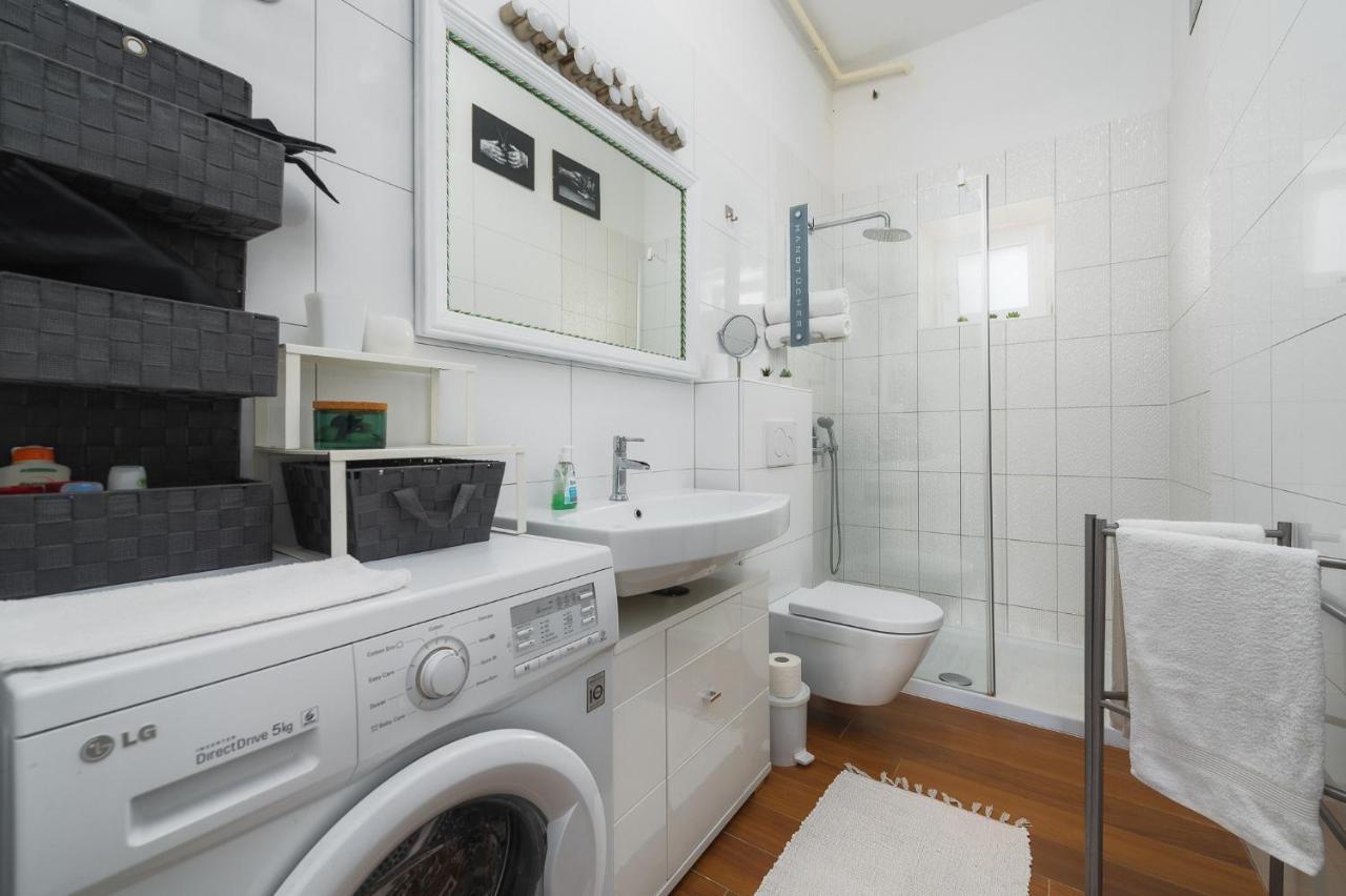 Nina Apartament *